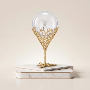 Place_object_onto_pedestal_2K_202607091223 (1) BMH3-450 بلورة ديكور