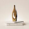 Place_object_onto_pedestal_2K_202607091244 hp4-144 فازه