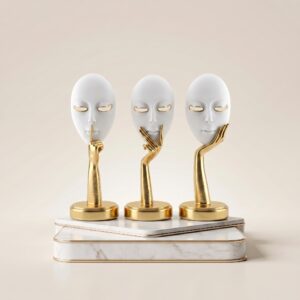 Place_object_onto_pedestal_2K_202607271411 (1) ماسك حريمي ك ٢٥